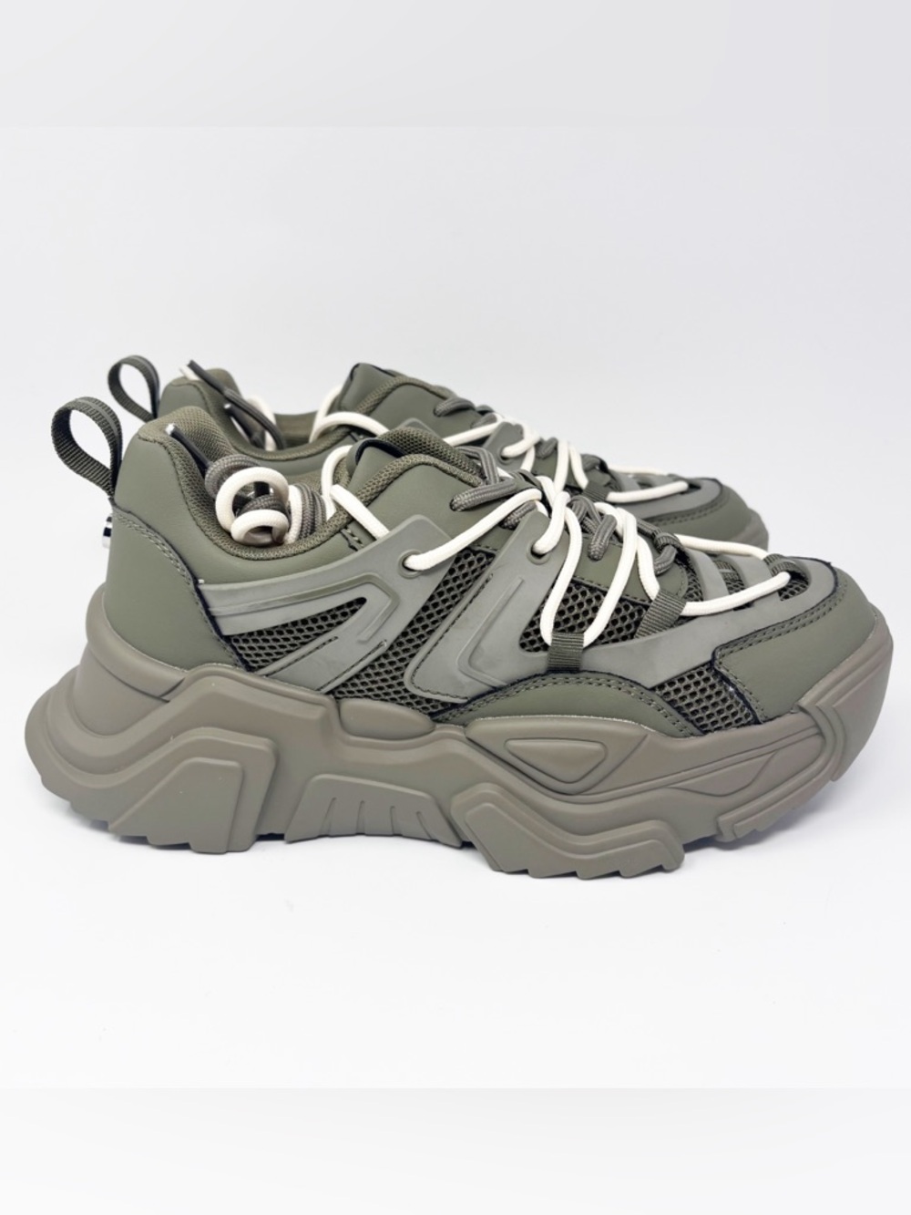 Olivia Miller Zenith Sneakers 9